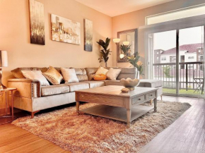Elegant King Bed NRG/Hobby Airport Area